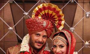 PIX: Inside TV actress Dimple Jhangiani's wedding!