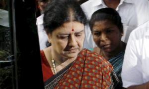 Chinnamma only person capable to lead party: Thambidurai bats for Sasikala