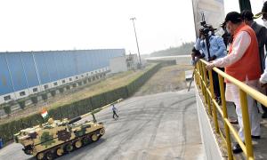 Army sets up 2 tank repair units at 14,500 ft near LAC