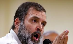 'Hawa nikal gayi': Rahul gets furious at journalist