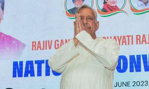 MS Aiyar's 'respect Pak' remarks give BJP new ammo