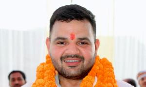 Will win by a bigger margin, says Brij Bhushan's son  