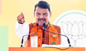 BJP counters Uddhav with Fadnavis' video