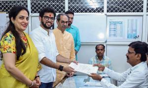 Aaditya, Jayant Patil file papers; 552 nominees in fray