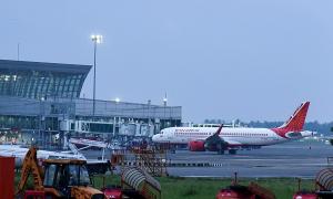 Kolkata, Bhubaneswar airports get bomb threat