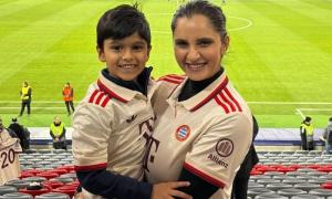 Sania, Izhaan Cheer Bayern Munich