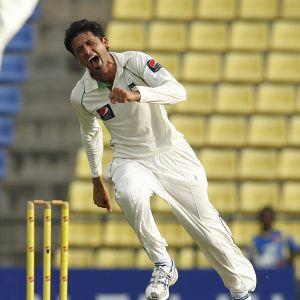 Bhatti and Junaid bowl Pakistan into strong position