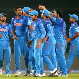 Spin gives India the edge in WT20 semi-final vs SA