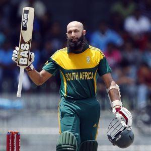 Amla century guides South Africa to victory in Colombo