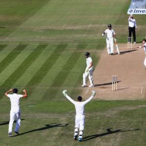 PHOTOS: Dhoni holds fort as England bowlers dominate on Day 3