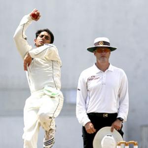 Pakistan counting on spinners against Australia