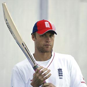 Flintoff signs up with Lancashire