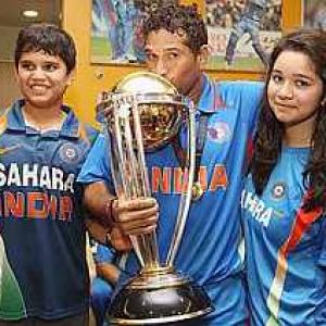 Won't force my son to become a cricketer: Sachin