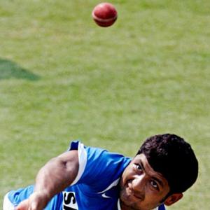 Chawla strengthens his chances for second spinner's role