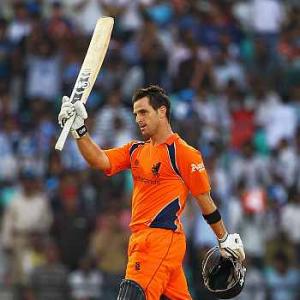Stats: Doeschate shines bright despite defeat 
