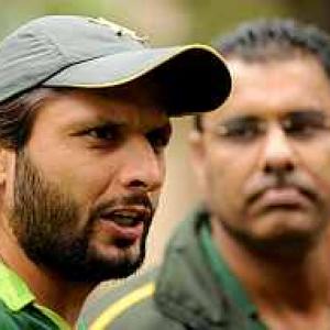 Afridi, Waqar to appear as witnesses at hearing