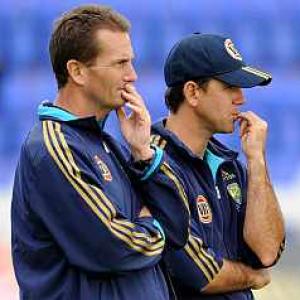 Cricket Australia to review failed Ashes campaign
