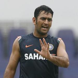 Port Elizabeth ODI: Top-order failure not a worry for Dhoni