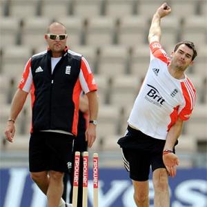 England face selection poser for final Test