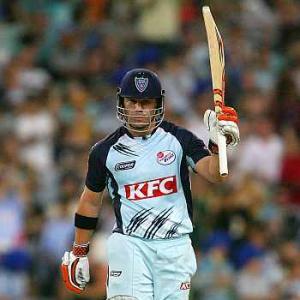 CLT20: Warner blasts New South Wales into the semis
