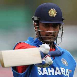 Dhoni rues lack of partnerships after T20 defeat