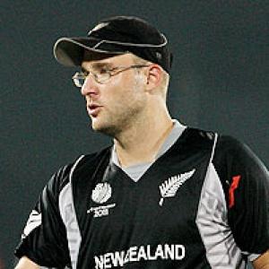 Vettori bogged down by non-performance of middle order