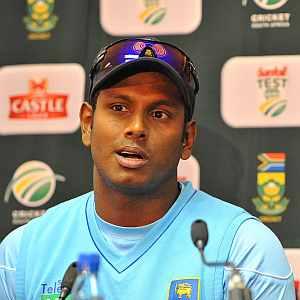Sri Lanka skipper Mathews steps down