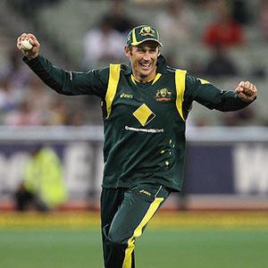 Karthik's run-out was the turning point: David Hussey