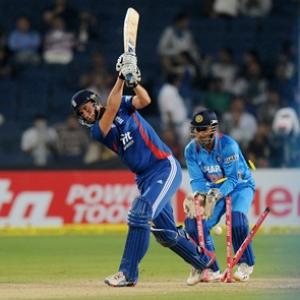 Yuvraj stars as India beat England in first T20