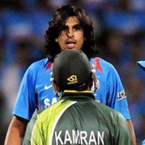 Ishant, Kamran fined for verbal face-off during 1st T20