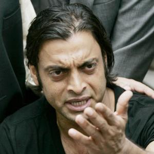 Akhtar says jail terms for Butt, Aamir, Asif harsh