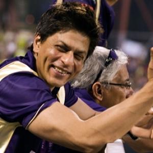Shah Rukh appeals to stop comparing him with Ganguly
