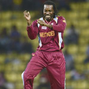 World T20: West Indies pip England by 15 runs in Pallekele