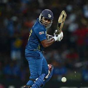 Jayawardene guides Sri Lanka to nine-wicket win