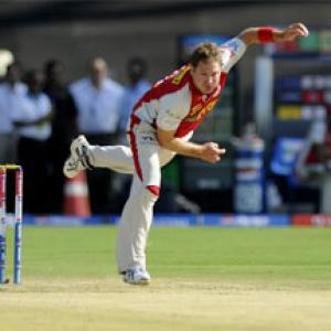 Harris's injury at IPL throws Aus Ashes plans in disarray