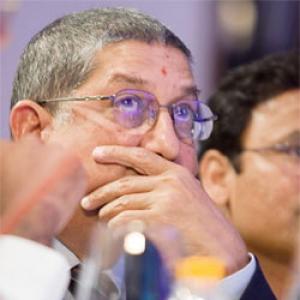 Should Srinivasan attend BCCI's Working Committee Meet? Your say