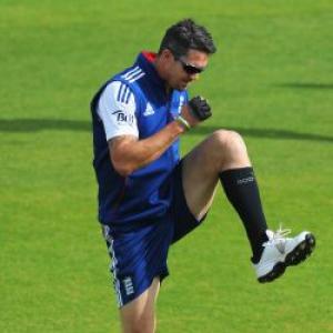 England's Pietersen cleared to play in fifth Test