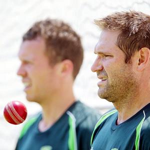 Clarke not sweating on Harris's fitness for 3rd Ashes Test