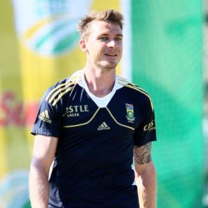 Expect more aggressive bowling: Steyn