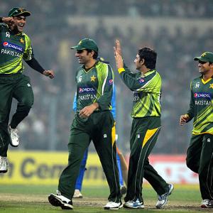 PHOTOS: Jamshed, Junaid help Pakistan win series in India