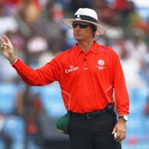 Umpires Dharmasena, Tucker to officiate in Champions Trophy final