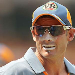 Mike Hussey's return is hypothetical, says Arthur