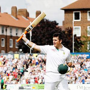 Smith becomes second South African to cross 9000 runs in Tests