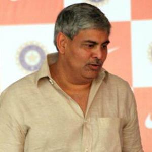 Srinivasan is the root of all scandals: Manohar