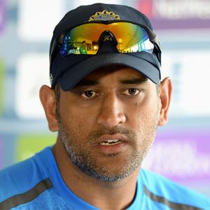 Dhoni 'wary' of dew factor, could bowl first