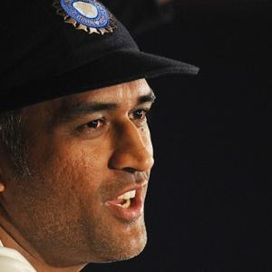 India winless, Dhoni sees improvement in batting approach
