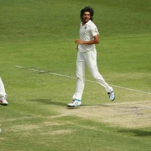 'It's time Ishant starts spearheading the attack and take wickets'
