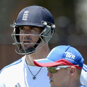 Flower, Pietersen crucial to England's success: Lee