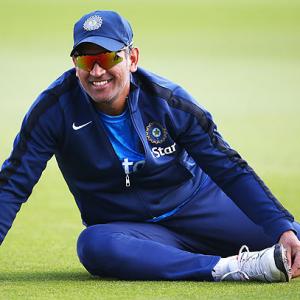 Tendulkar played a role in my elevation to captaincy: Dhoni