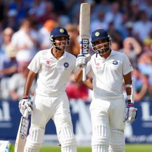 Dhoni, tailenders put India in control on Day 2